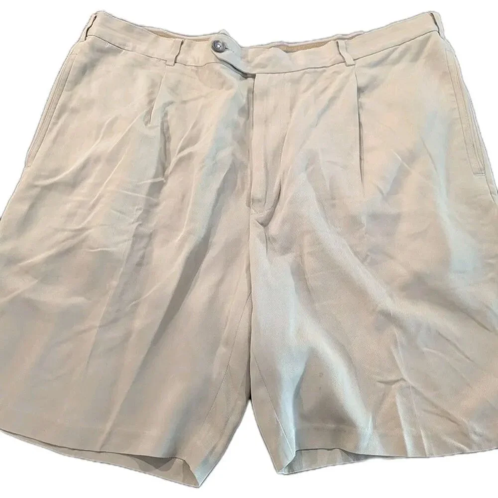 Tommy‎ Bahama Shorts Mens 40x10 Khaki Tan Silk Blend Casual Golf Vacation Preppy